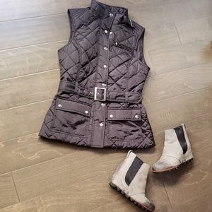 EUC Banana Republic quilted vest